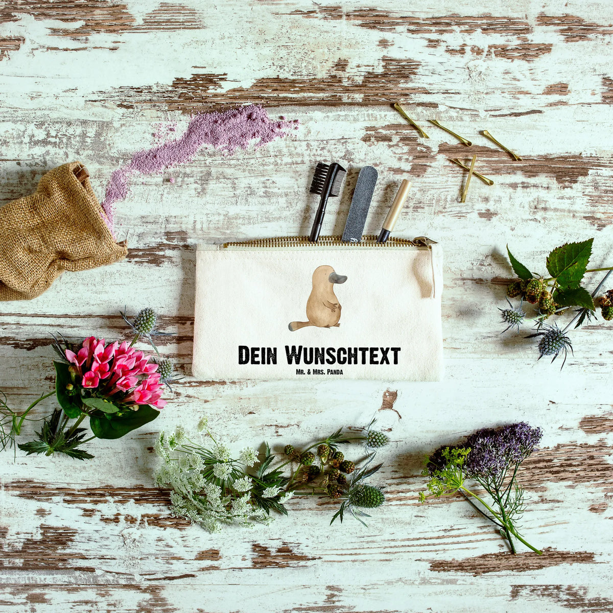 Personalisierte Schminktasche Schnabeltier Mut Personalisierte Kosmetiktasche, Personalisierte Waschtasche, Kosmetiktasche Personalisiert, Kosmetikbeutel personalisiert, Schlampermäppchen personalisiert, Schminktasche Reise Mit Namen, Necessaire personalisiert, Personalisierte Kulturtasche, Schminktasche personalisiert, Necessaire mit Namen, Kulturbeutel personalisierbar, Waschtasche mit Namen, Make-Up Tasche Mit Name, Waschtasche personalisiert, Personalisiertes Mäppchen, Personalisiertes Etui, Kulturbeutel Damen Personalisiert, Kulturtasche mit Namen, Mäppchen personalisiert, Kulturtasche personalisiert, Federmappe personalisiert, Schminktasche Mit Wunschtext, Schminktasche Mit Namen, Schminktäschchen mit Namen, Federmappe mit Namen, Mäppchen mit Namen, Personalisierter Kulturbeutel, Schminktäschchen Mit Initialen, Personalisierte Federmappe, Personalisierte Schminktasche, Kosmetiktasche Damen Mit Namen, Stifteaufbewahrung Personalisiert, Urlaub, Meerestiere, Meer, Neuanfang, Raodtrip, Büro, Neustart, Weltreise, Motivation, Mut, Arbeit, Schnabeltiere, Lebensweisheit, mutig, Training, Schnabeltier